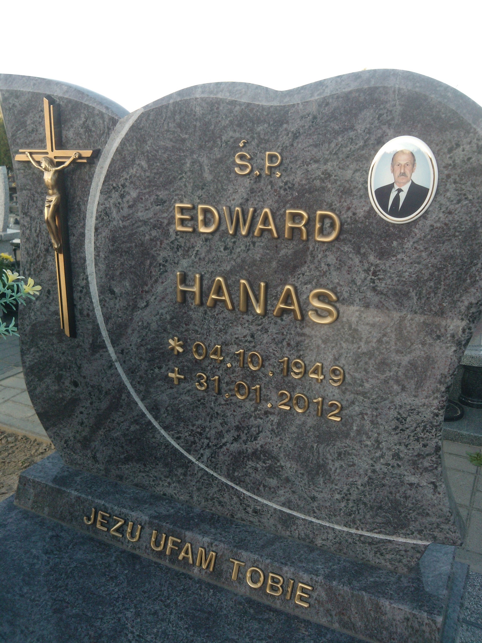 Grób Edwarda Hanasa (18 JUN 2014)