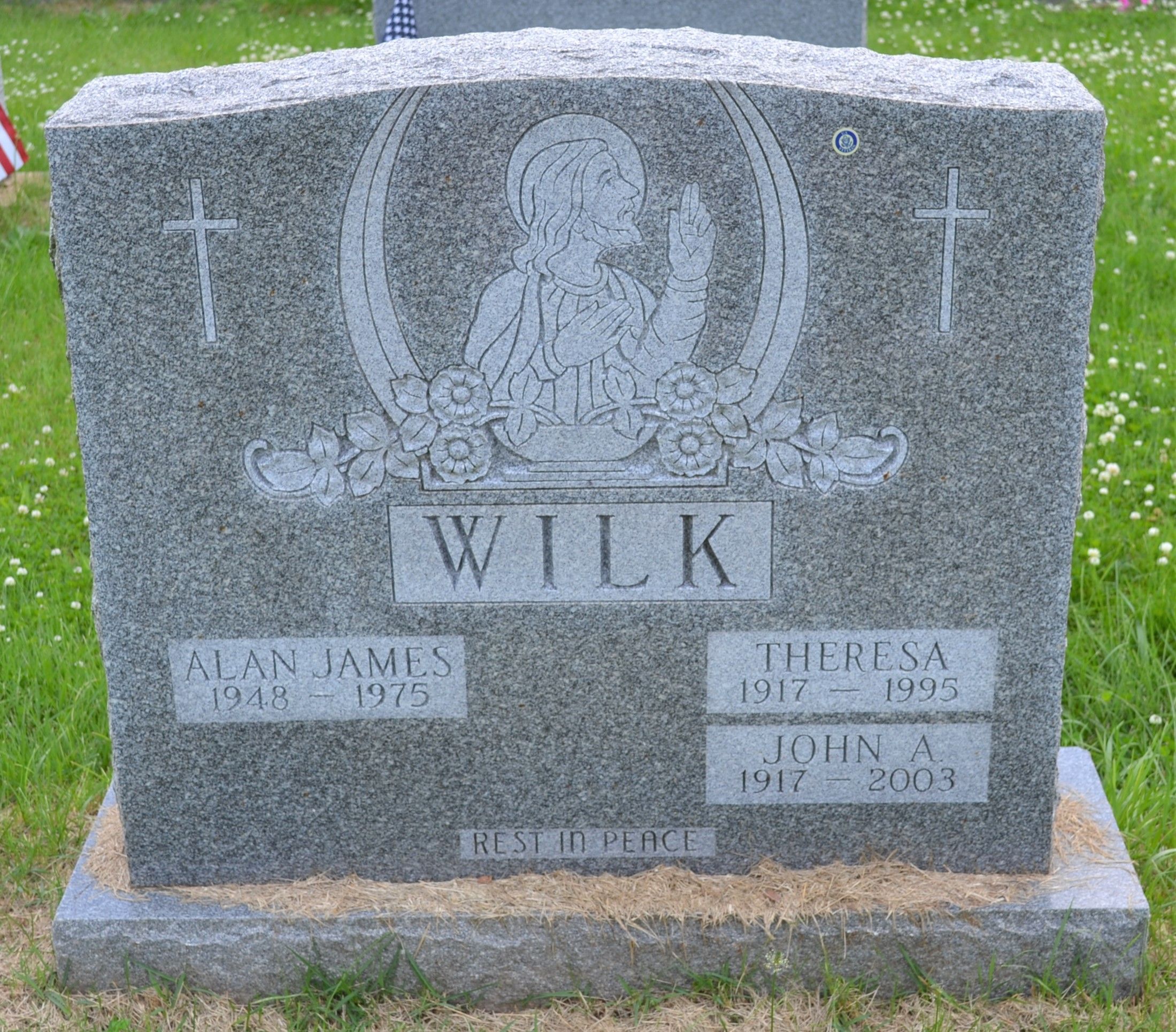 John&Theresa and Alan Wilk’s Grave (MR15949)