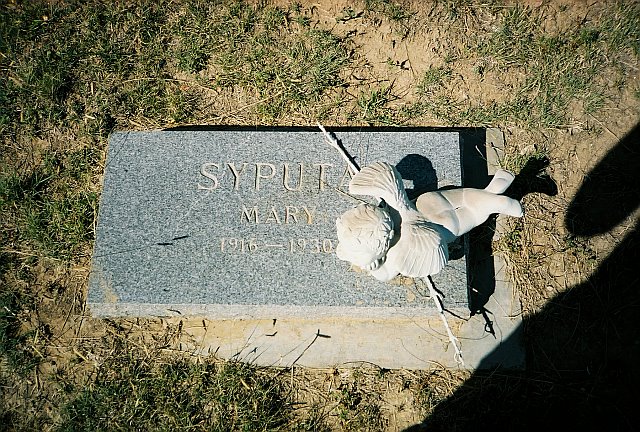 Mary Syputa Jr.’s Gravestone (26 OCT 2007)